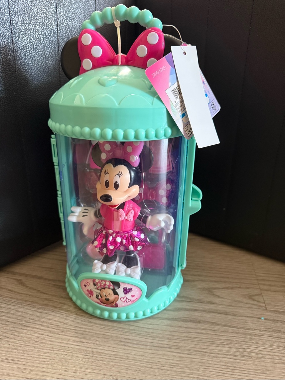 NEW Disney Junior Minnie Mouse Fabulous Fashion Doll set